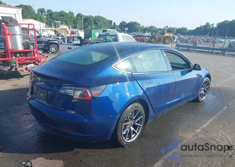 2022 Tesla Model 3 Rear-Wheel Drive from USA, damaged, VIN 5YJ3E1EAXNF188735